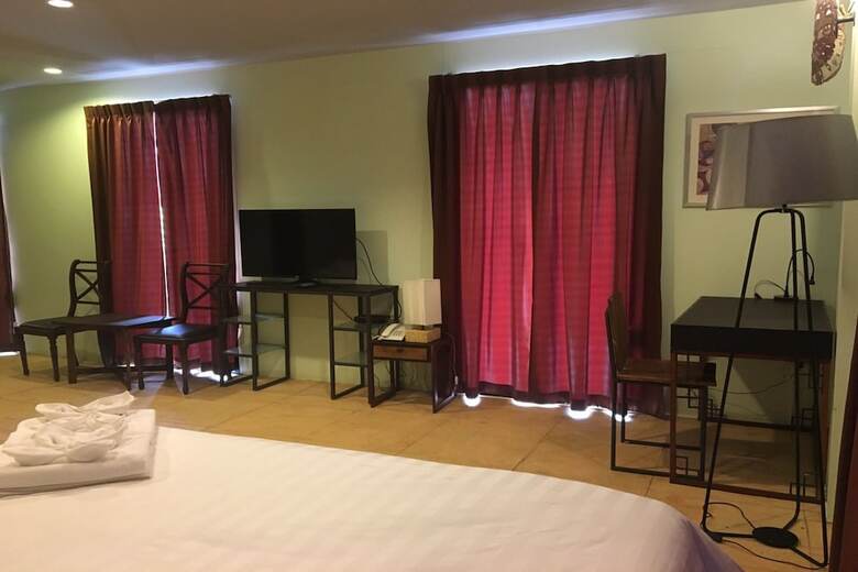 Hotel Arcadia Maephim Serviced Apartment