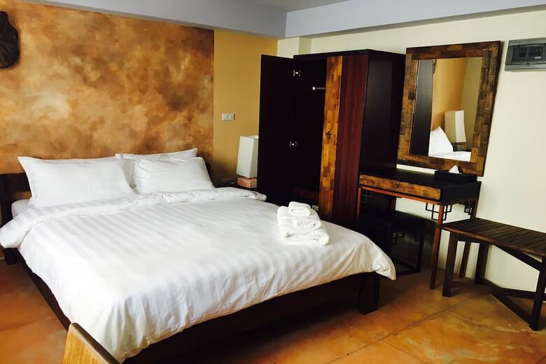 Hotel Arcadia Maephim Serviced Apartment