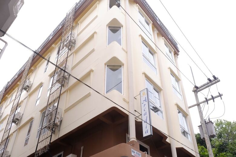 Hotel Arcadia Maephim Serviced Apartment