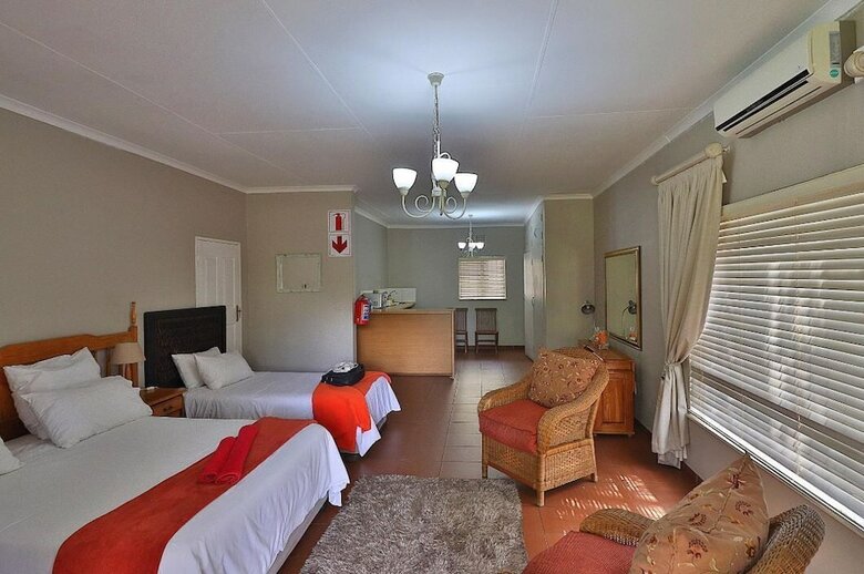 Hotel Inca Lily Accommodation