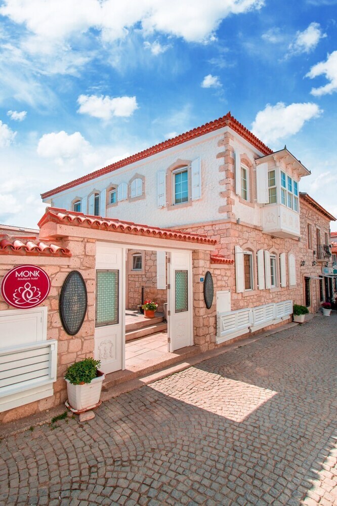 Monk Hotel Alacati - Adults Only