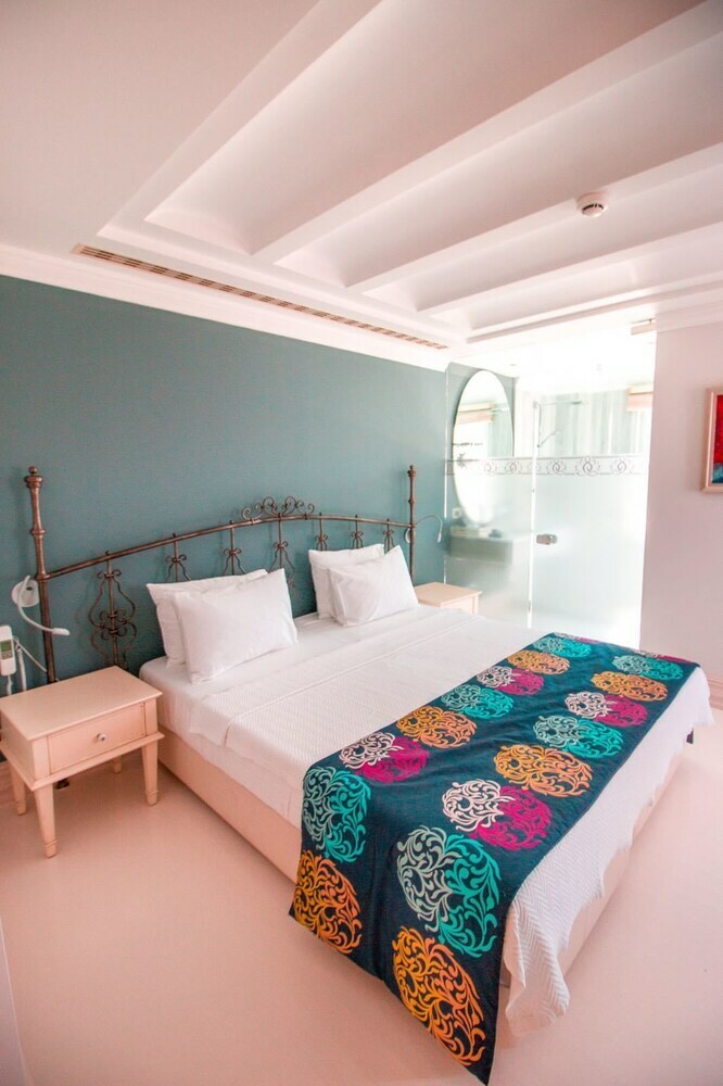 Monk Hotel Alacati - Adults Only
