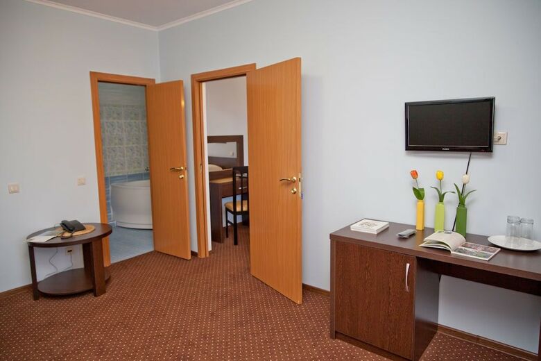 Hotel Guest House "africa"