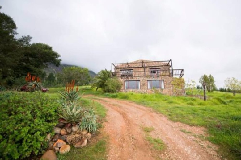 Kliphuis Stone Cottage