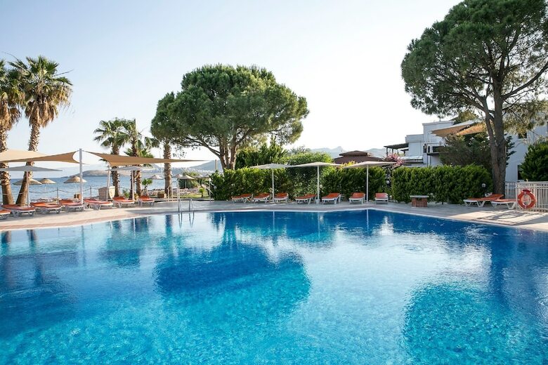 Bodrum Sea Side Beach Club Hotel - All Inclusive
