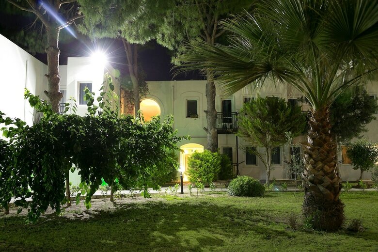 Bodrum Sea Side Beach Club Hotel - All Inclusive