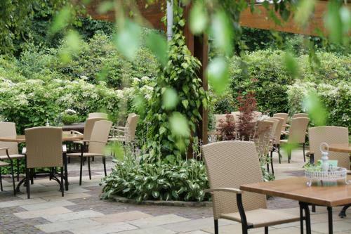 Landidyll Hotel Backenk�hler