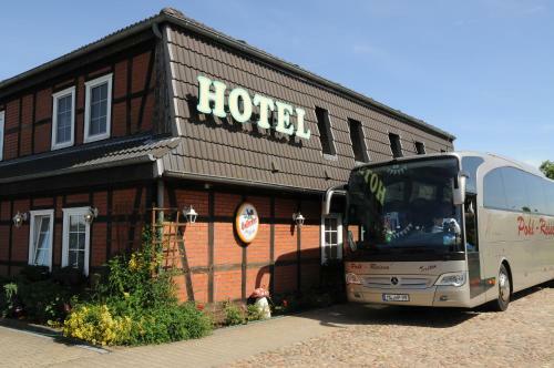Hostal Hotel Zur Wolfsschlucht - Das Wolfshotel Am Arendsee
