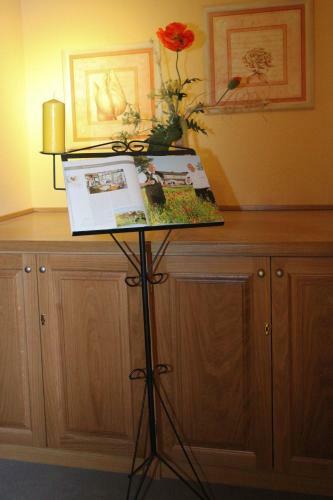 Hostal Hotel Zur Wolfsschlucht - Das Wolfshotel Am Arendsee