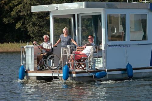 Kuhnle-tours Bootshaus Zeuthen