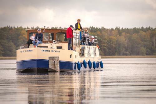Kuhnle-tours Bootshaus Zeuthen