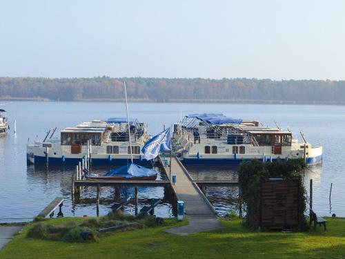 Kuhnle-tours Bootshaus Zeuthen