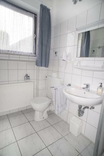 Hostal Hotel Garni Haus Sch�nberger