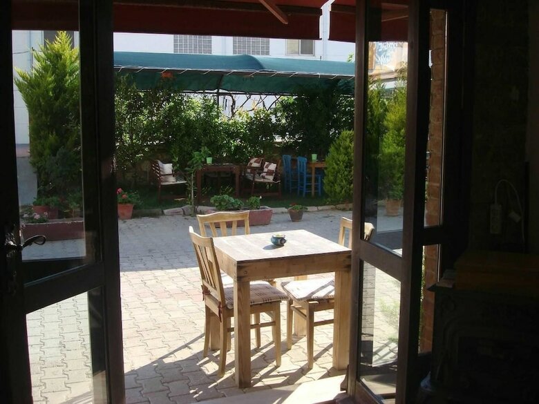 Second Spring Hotel