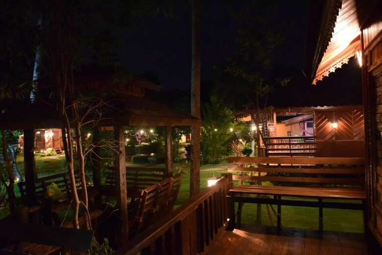 Hotel Reuanmai Onanong