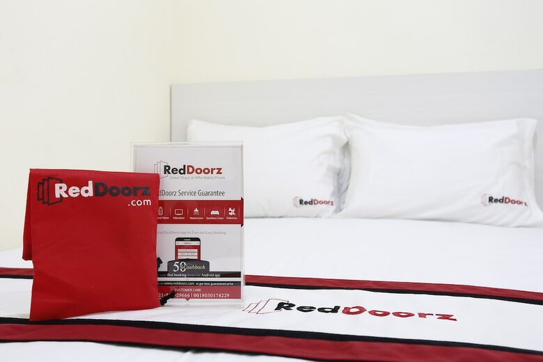 Hotel Reddoorz @ Jakal Bawah 2