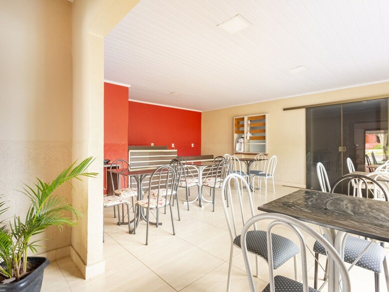 Hotel Bougainville
