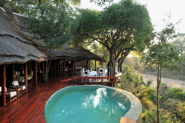 Hotel Imbali Safari Lodge