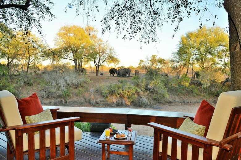 Hotel Imbali Safari Lodge