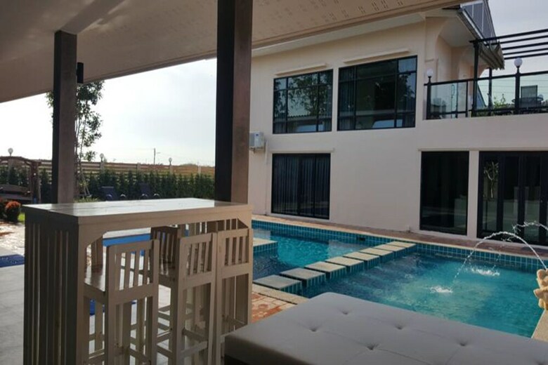 Hotel Baan Hansa