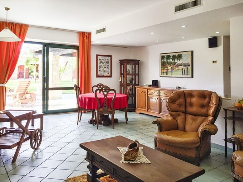 Holiday Apartment Villa Flumini