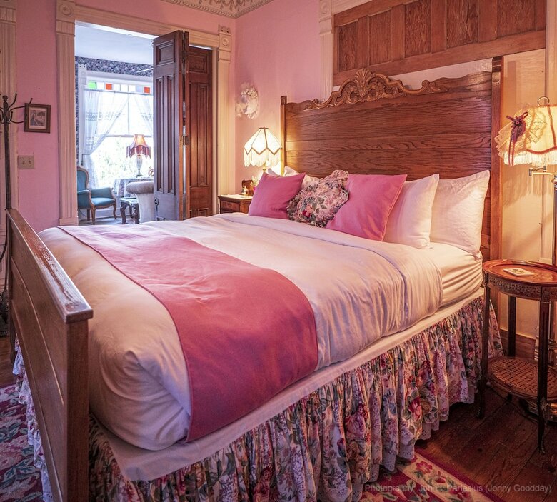 Cliff Cottage Inn - Victorian B&B And Boutique Hotel