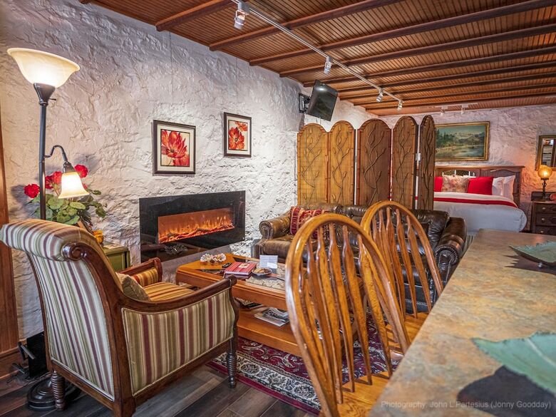 Cliff Cottage Inn - Victorian B&B And Boutique Hotel