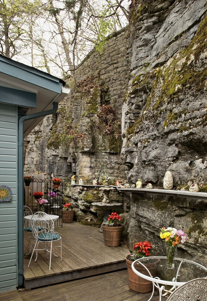 Cliff Cottage Inn - Victorian B&B And Boutique Hotel