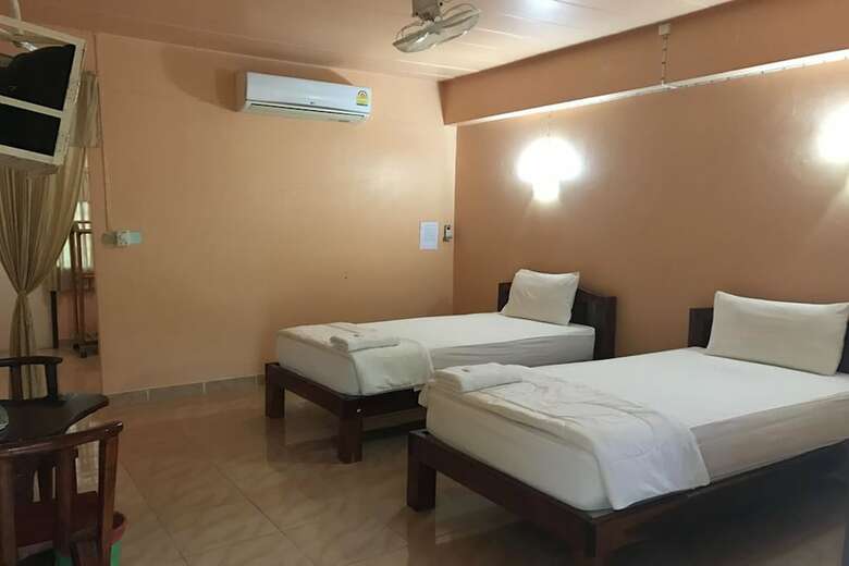 99 Inn Hotel
