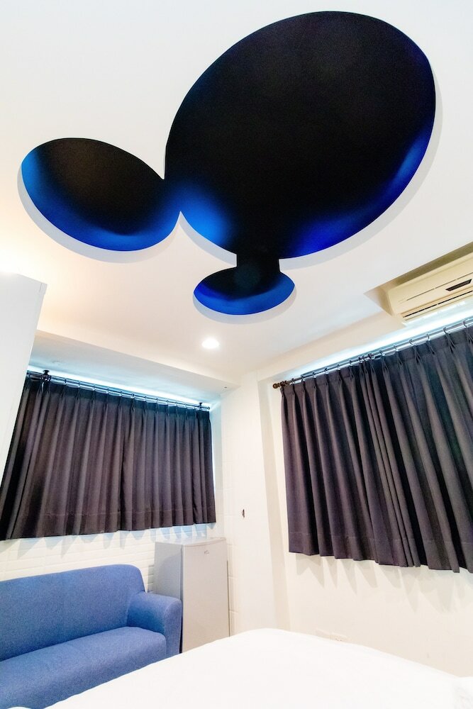 Hotel L� M�