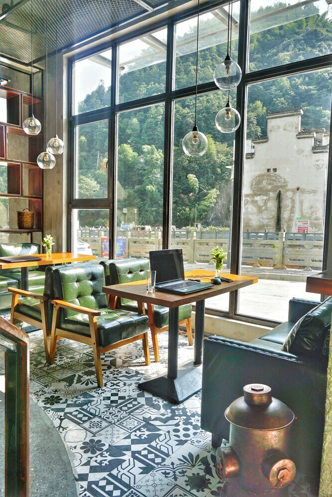 Bed & Breakfast Zero Five One Seven Inn