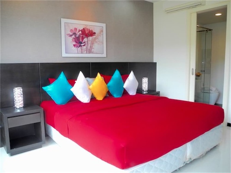 Kamala Regent Modern 2 Bedrooms Apartment