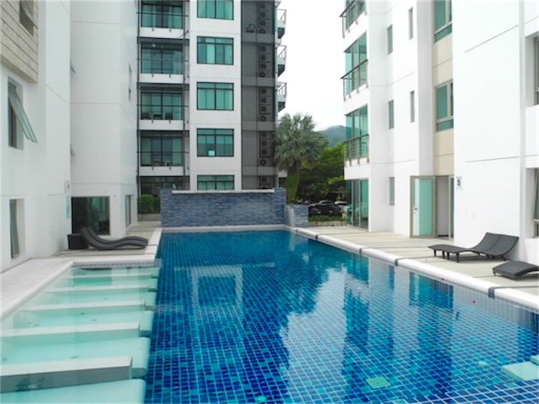 Kamala Regent Modern 2 Bedrooms Apartment