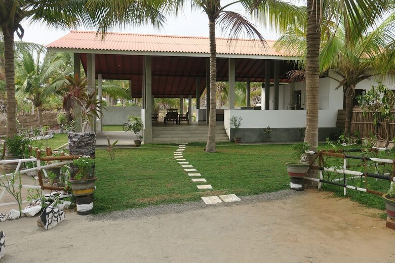 Hotel de Silva Palm Resort