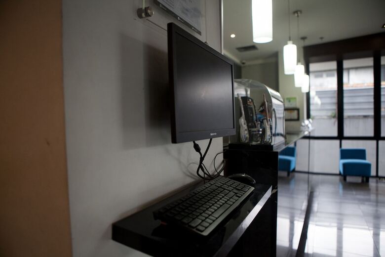 Hotel Reddoorz Plus Near Bandung Station 2