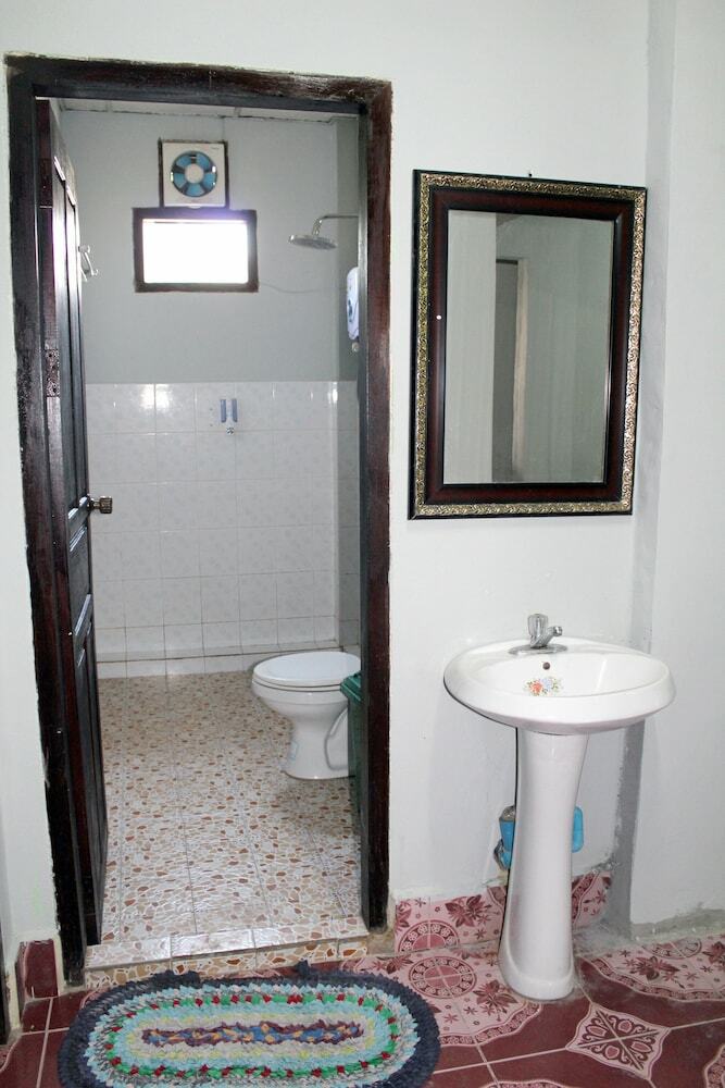 Hostal Aham Backpackers Hostel - Adults Only