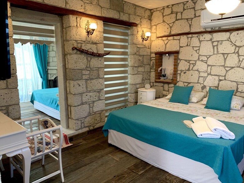 Windmill Alacati Boutique Hotel