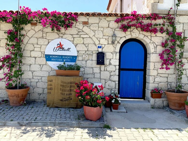 Windmill Alacati Boutique Hotel