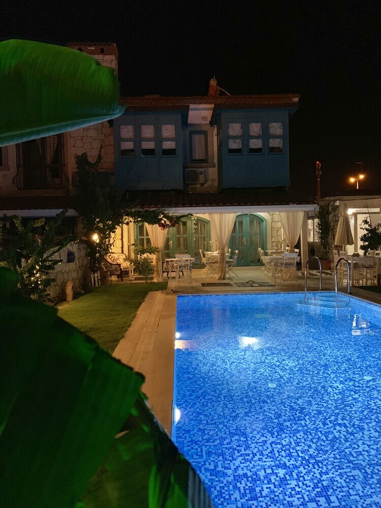 Windmill Alacati Boutique Hotel