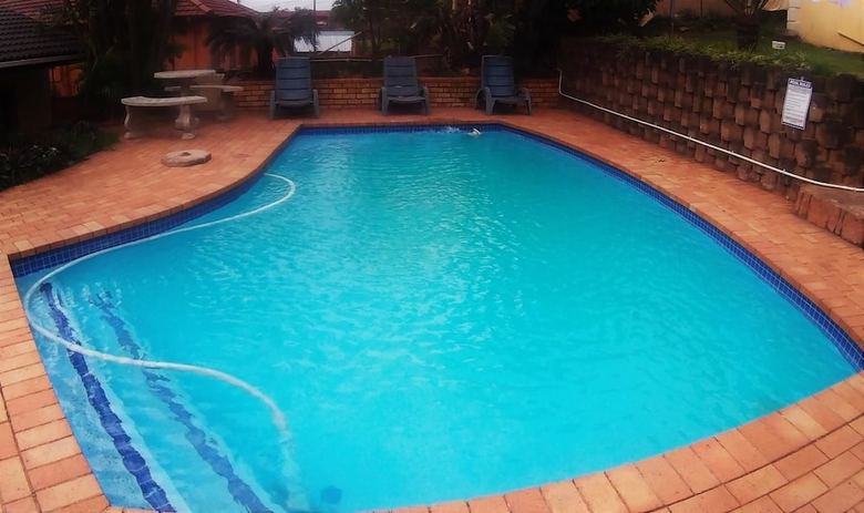 Hotel Acquila Guest House