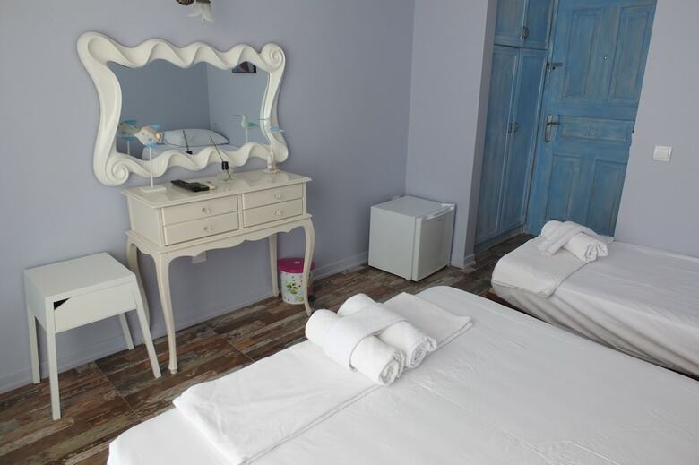 Lapis Port Sorf Hotel