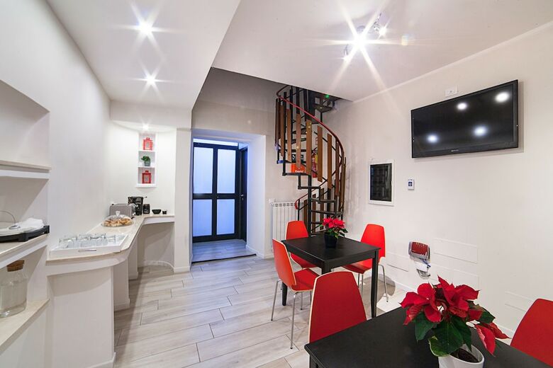 Hotel Dada Suites