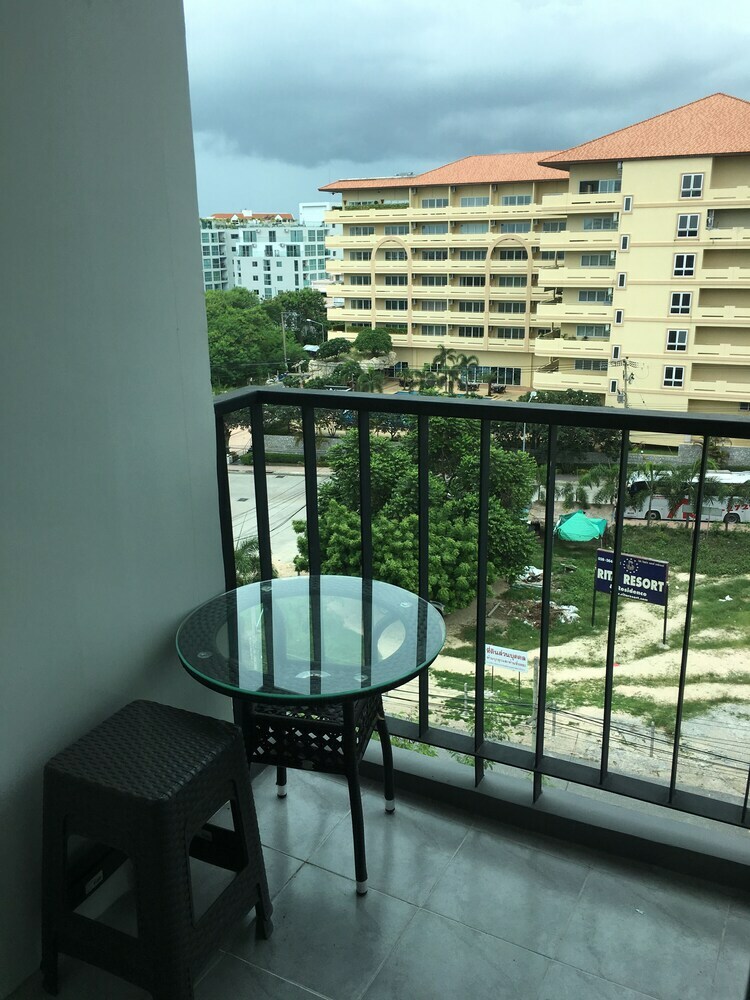 The Winner Condo - 703 By Axiom