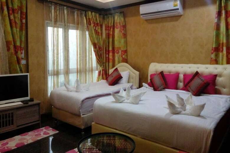 Hotel Palmchwa Resort