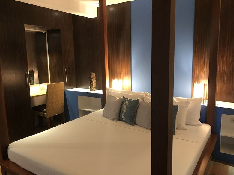 Hotel El Nido Mahogany Beach
