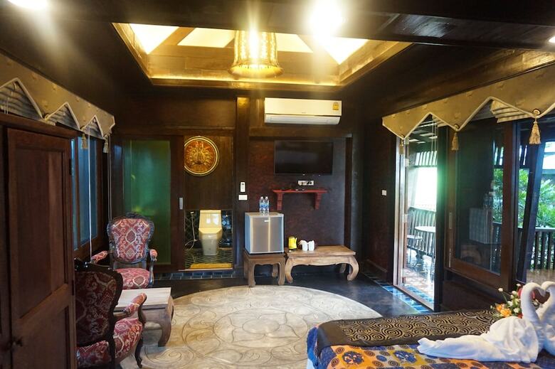 Hotel Bantunglom Resort