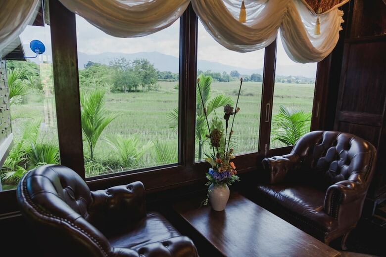Hotel Bantunglom Resort