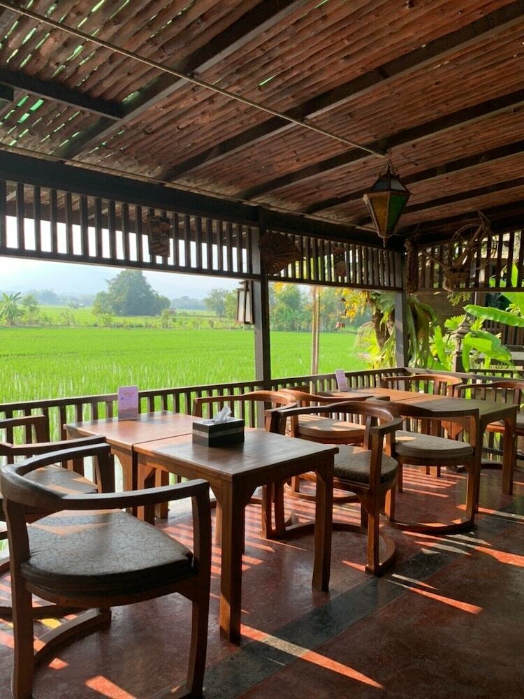Hotel Bantunglom Resort