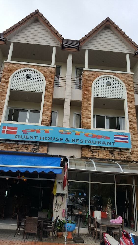 Hotel Pitstop Restaurant And Guesthouse