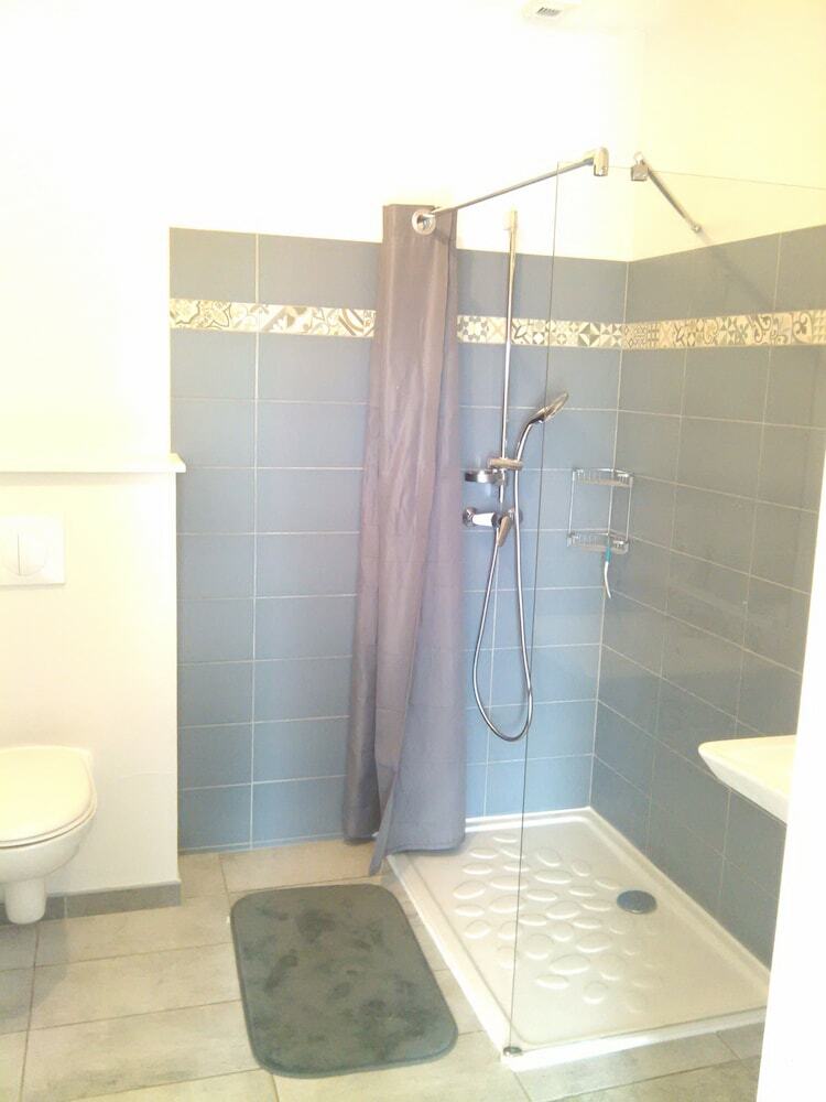 Apartamento 4 G�tes B�tisses � Jean